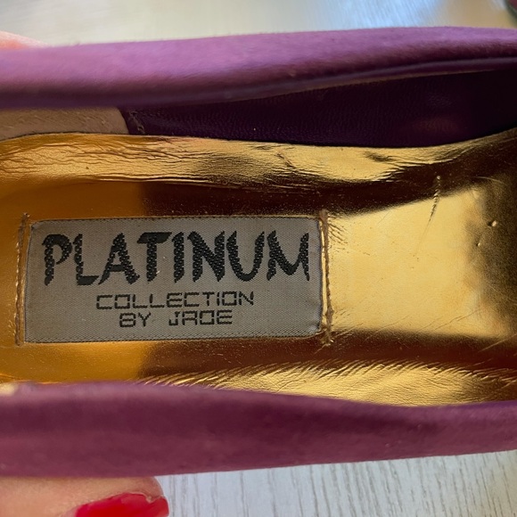 Platinum by Jade Beaded Heels Sz 7.5W - Picture 2 of 7